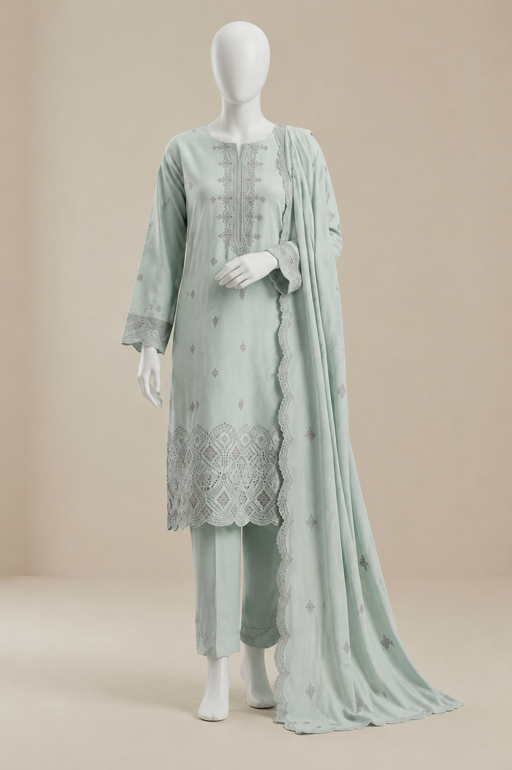 UA 07 Aurelia Luxe 3D Chicken Kari Bana Dora Cambric 3 Piece Unstitched Suit by Utsav