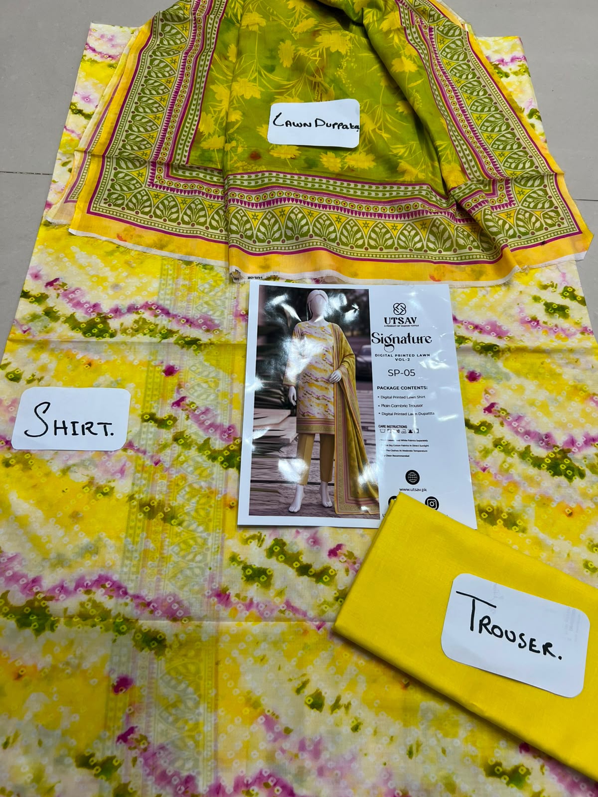 SP 05 -Signature Digital Printed Lawn 3 Piece Unstitched Suit by Utsav