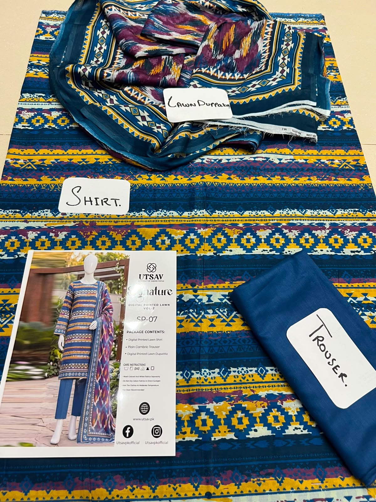 SP 07 -Signature Digital Printed Lawn 3 Piece Unstitched Suit by Utsav