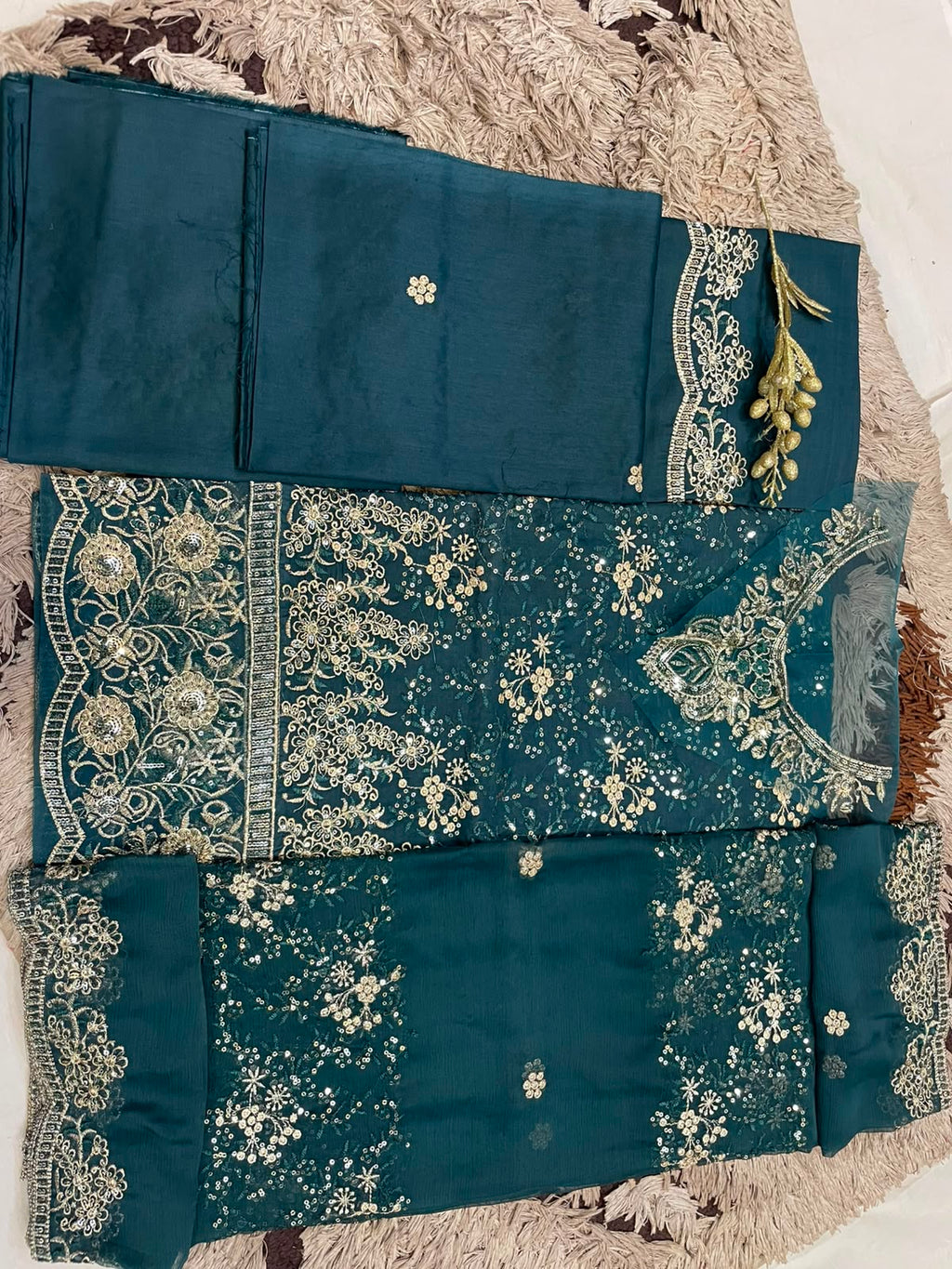 M.226- Dark Green- Cotton 3 Piece Unstitched Suit by Utsav